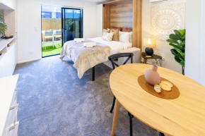 Central Oasis: Charming Studio with Backyard, Christchurch